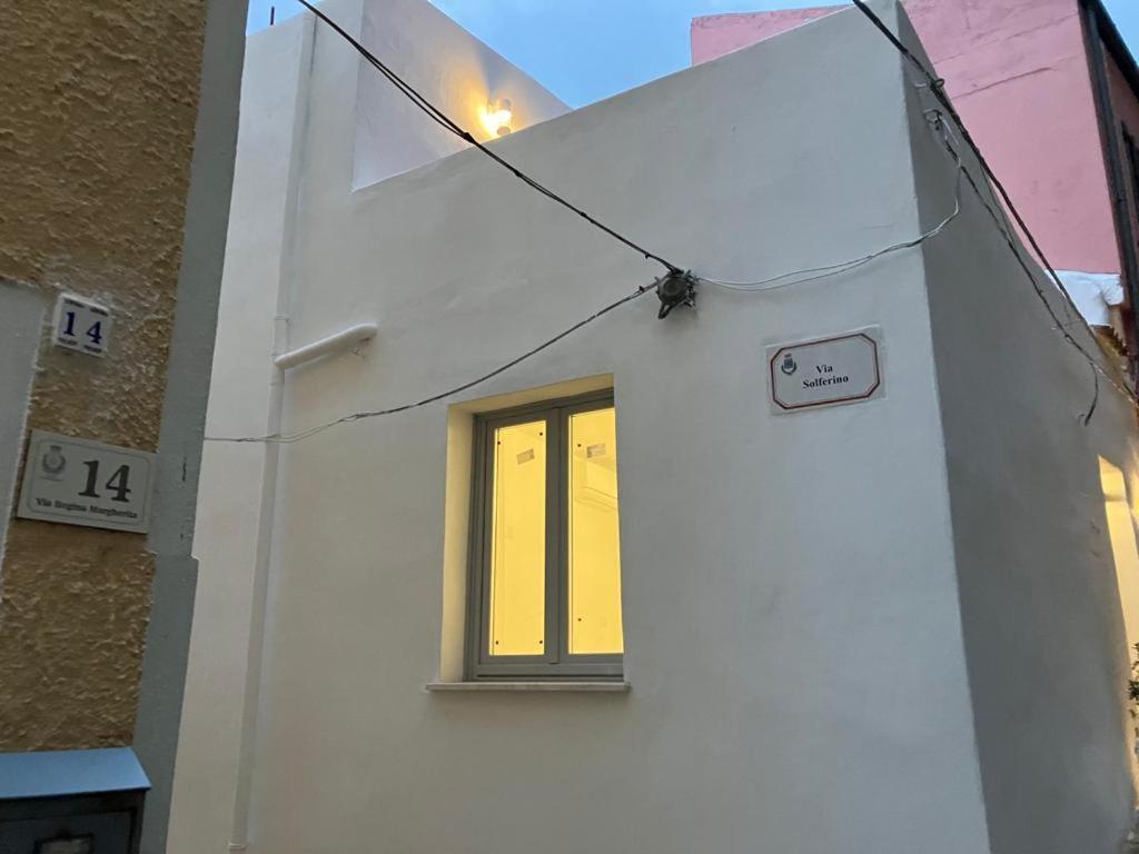 Residenza Nel Borgo L'Appusentu Acomodação com café da manhã Castelsardo Exterior foto